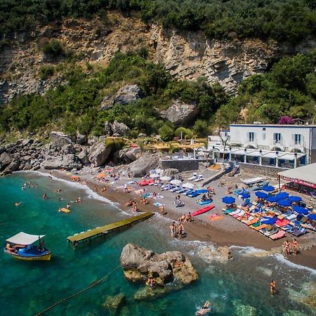 Laurito Beach Cucina & Camere Позитано Экстерьер фото