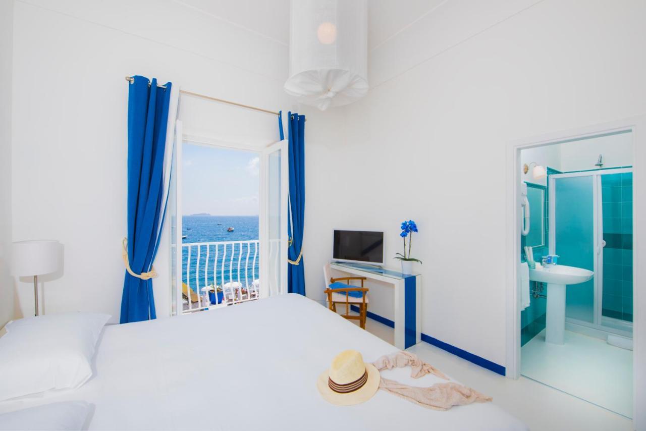 Laurito Beach Cucina & Camere Позитано Экстерьер фото